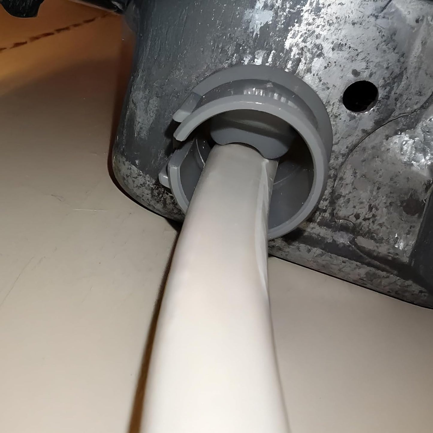 SELECT 100 Pack Connectors, 3/4 Inch Non-Metallic Cable Connectors, Snap Style Installation, Home Improvement Electrical Supplies for Confined Areas - Three Cables #6-#8