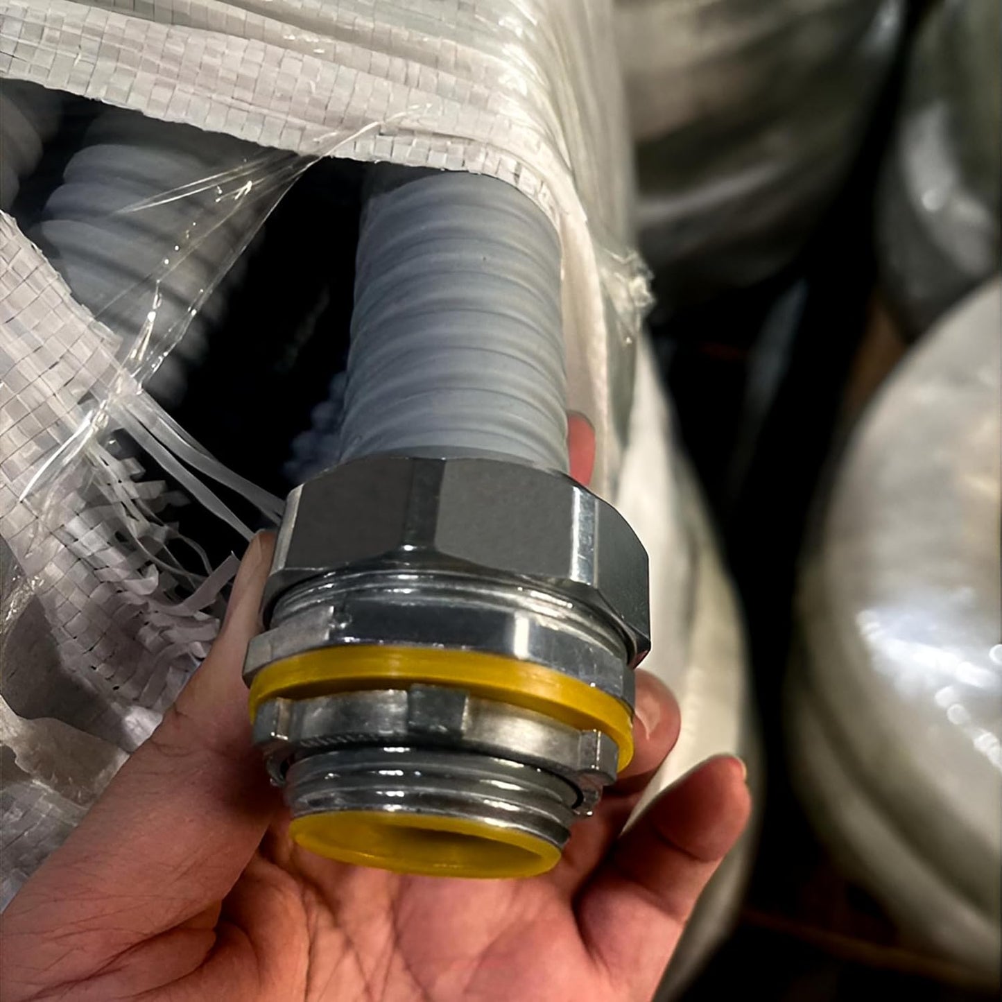 Select 5 Pack Lighting Zinc Liquid Tight Straight Connector, 2 Inch Electrical Connectors, Conduit Fittings, Safe and Rust Resistant