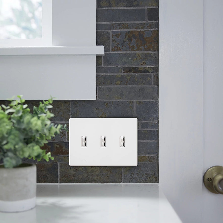 Lutron Fassada 3-Gang Wallplate, Ivory, FG-3-IV