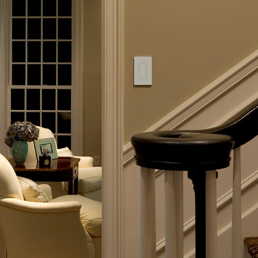 Lutron Maestro 8A Switch, Multi-Location, 120V, White, MA-S8AM-WH