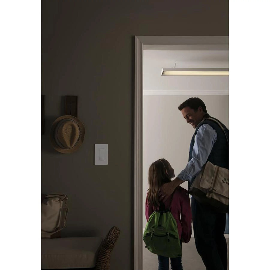 Ecom_MSCL-VP153M-WH_LifestyleImage2_ca88a4db-5da5-4e2e-980b-0a2eca2ba111