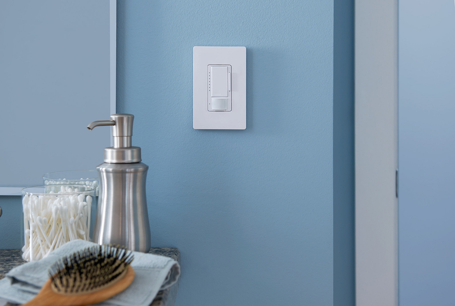MSCL-OP153M-WH_Bath_Blue_Straight_ae3f88ed-69aa-45ce-8d5d-2ecd7b385133