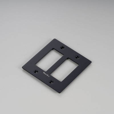 Buster + Punch U.S. 2G Plate, Black