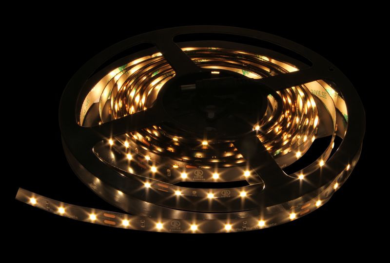 Westgate UL-Listed 24V Indoor High Output LED Ribbon, 4.4W, 2700K, Black, ULR-IN-16F-HO-27K-BK