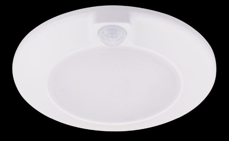 Westgate Mfg Disk Light, 10W, 3000K, PIR Sensor, Damp Location, White, DLSN5-30K-PIR