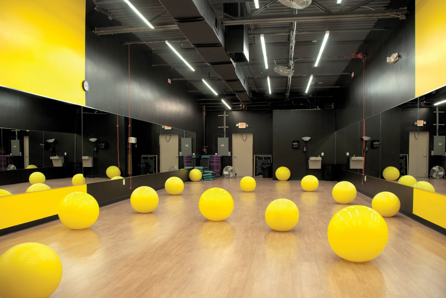 Nora Lighting 8' L-Line LED Direct Linear, 8400lm / 3000K, Aluminum Finish   NLIN-81030A/A